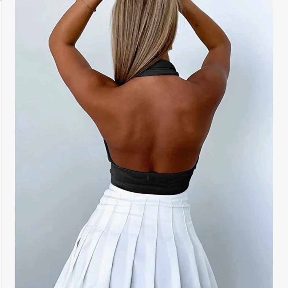 Black top - Picture 2 of 4